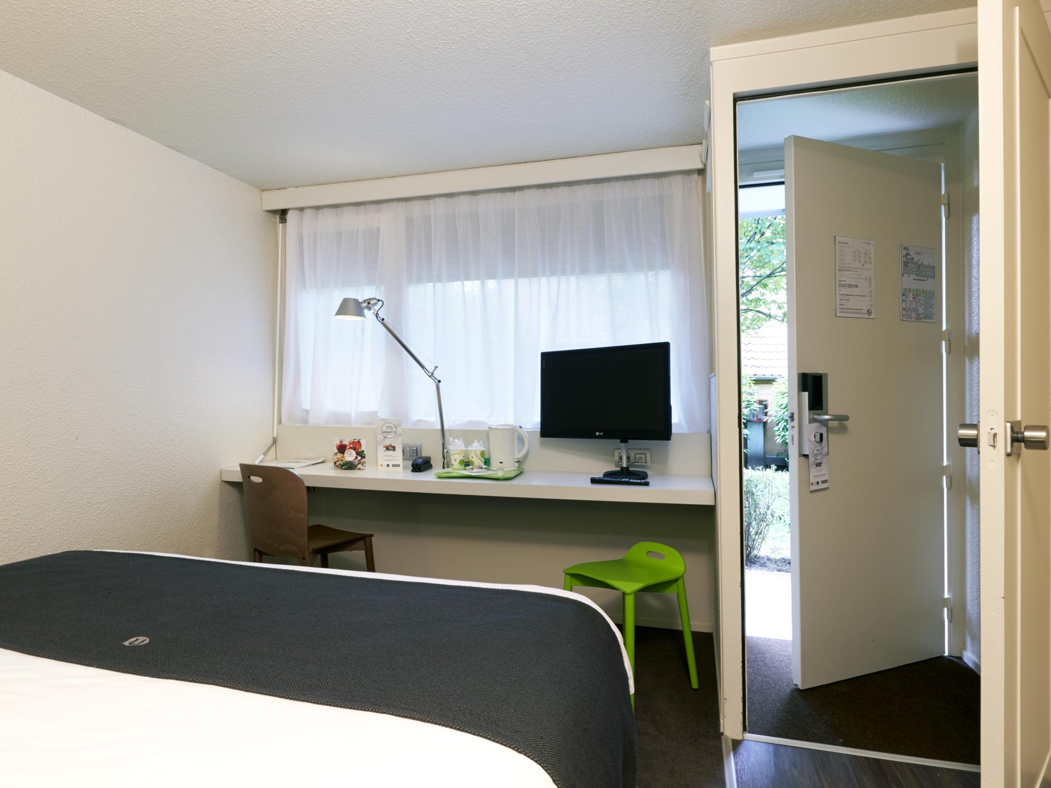 Hotel Campanile Hendaye Esterno foto