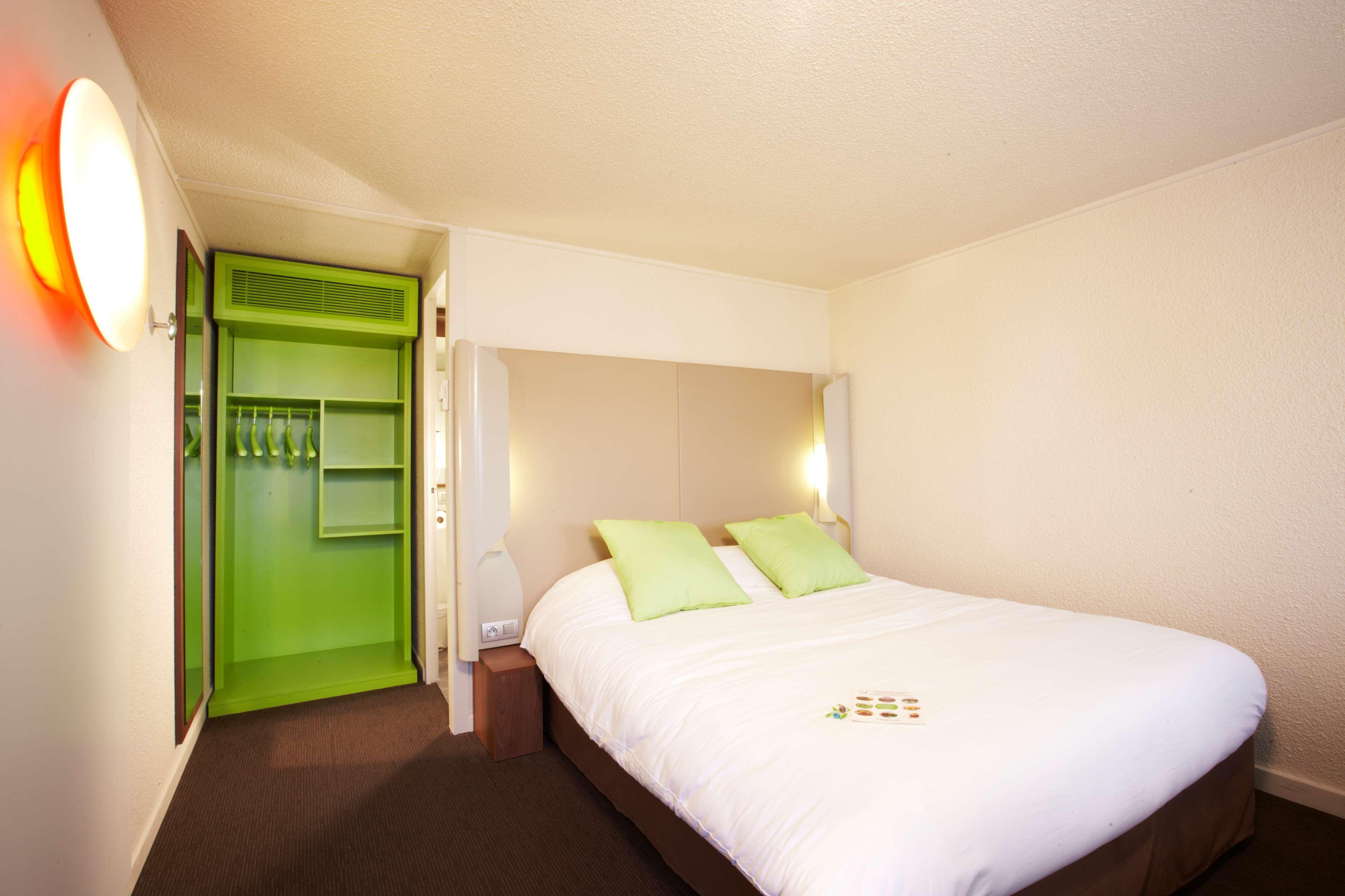 Hotel Campanile Hendaye Esterno foto