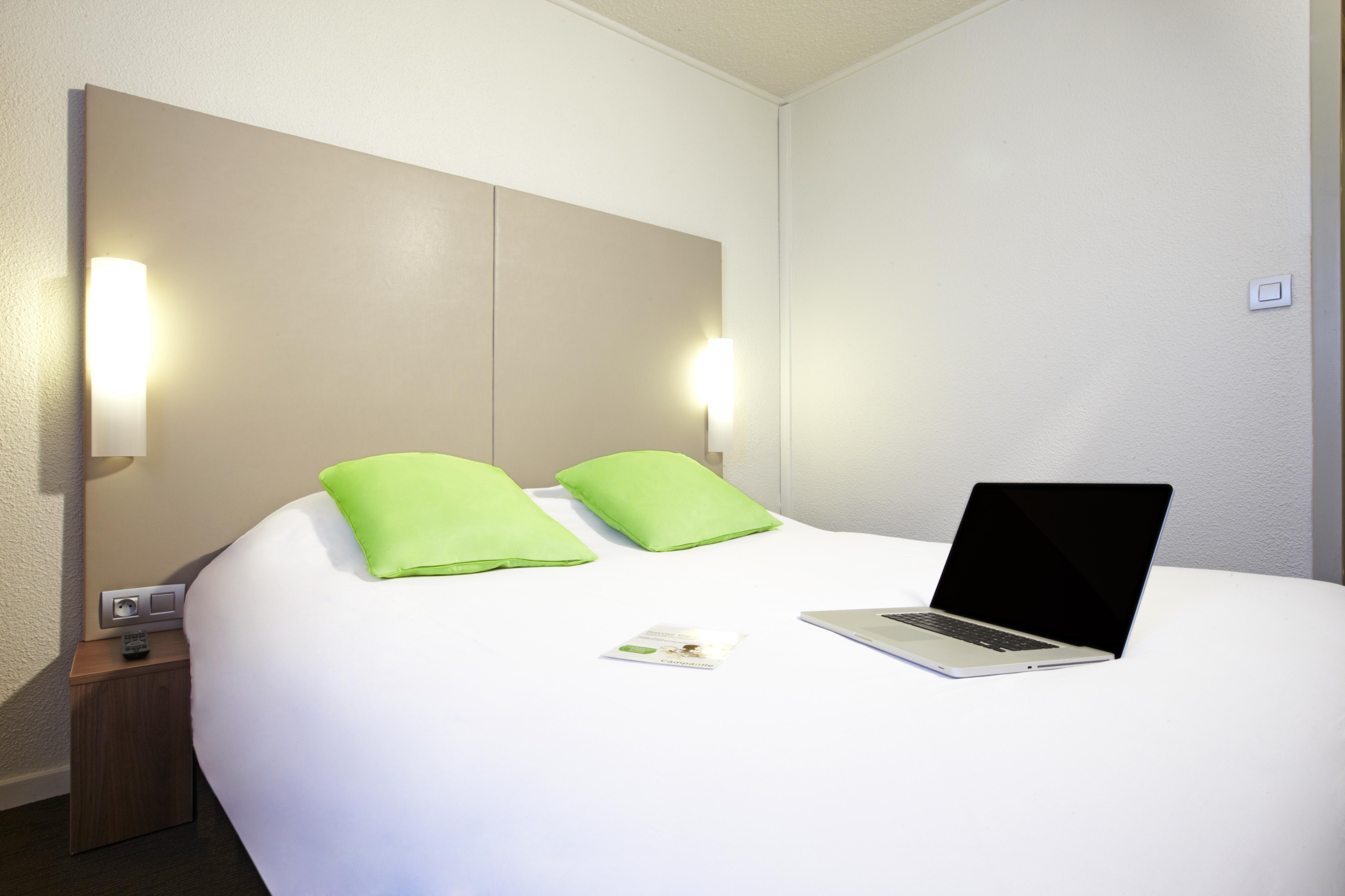 Hotel Campanile Hendaye Esterno foto