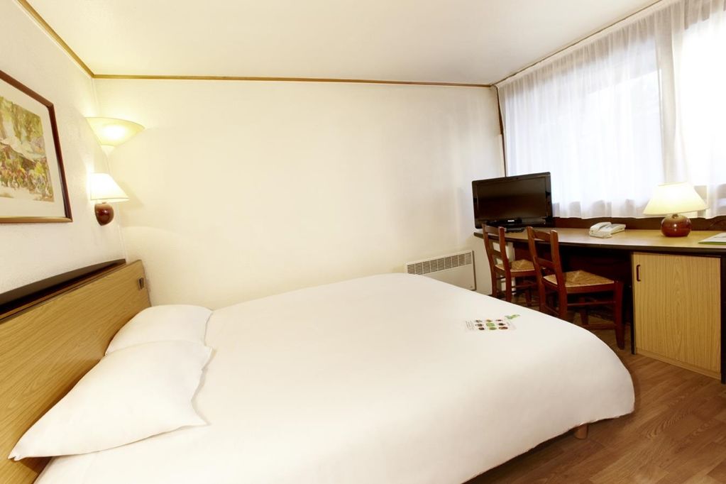 Hotel Campanile Hendaye Esterno foto