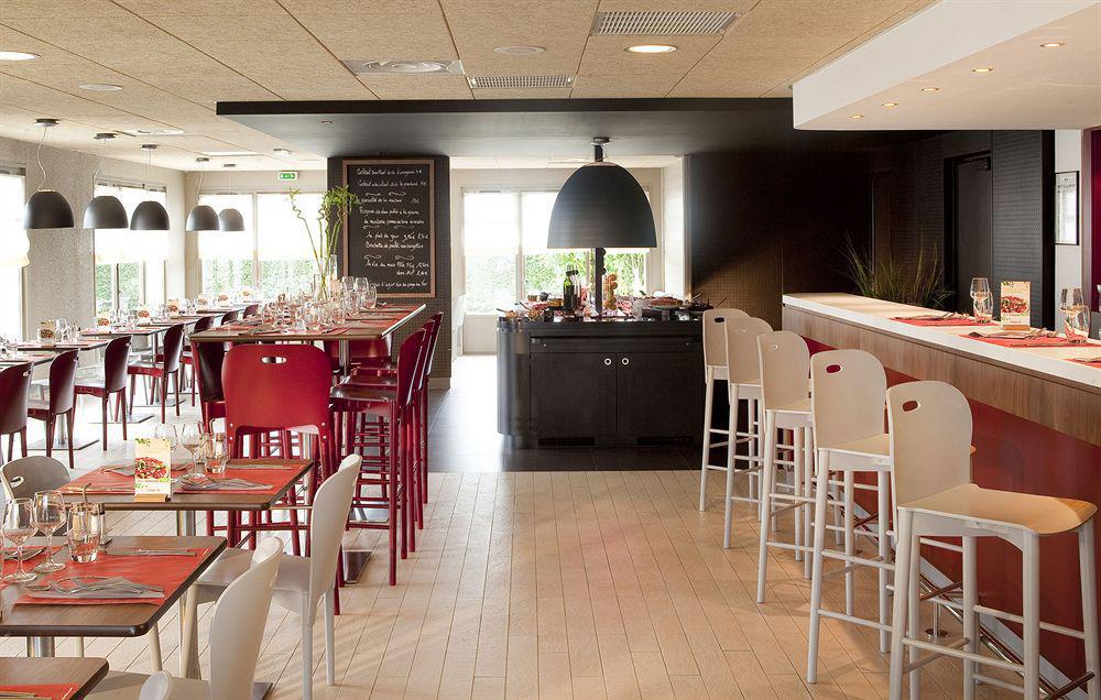 Hotel Campanile Hendaye Esterno foto